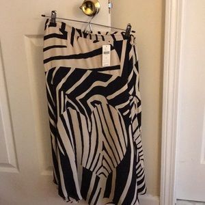 Bold + feminine print skirt from Anthropologie